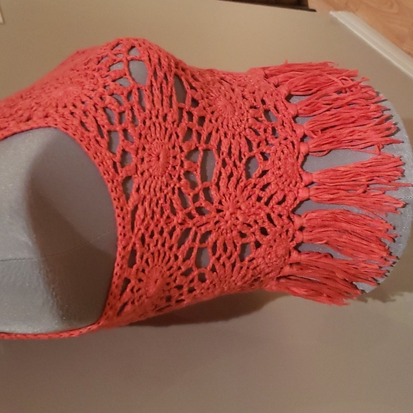 Crochet crop tank top - Picture 3 of 6